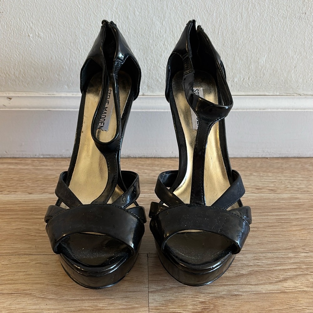 Steve Madden patent leather heels